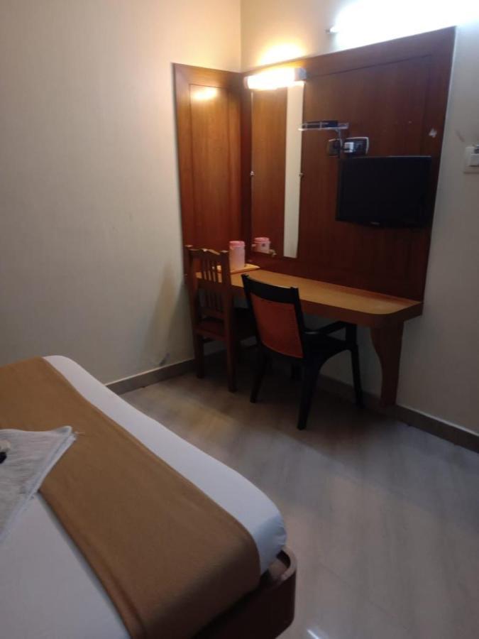 Central Residency Ξενοδοχείο Τσενάι Εξωτερικό φωτογραφία